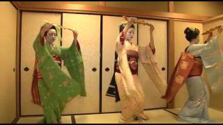 Traditional Japanese Dance by Maiko quotKyounoShikiquotthat means four season of Kyotoquot [upl. by Myrlene785]