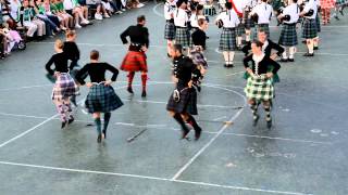 How to Scottish Dance  quotBroadswordsquot Dance [upl. by Ahsac97]