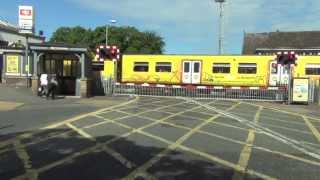 Birkdale Level Crossing [upl. by Antrim]